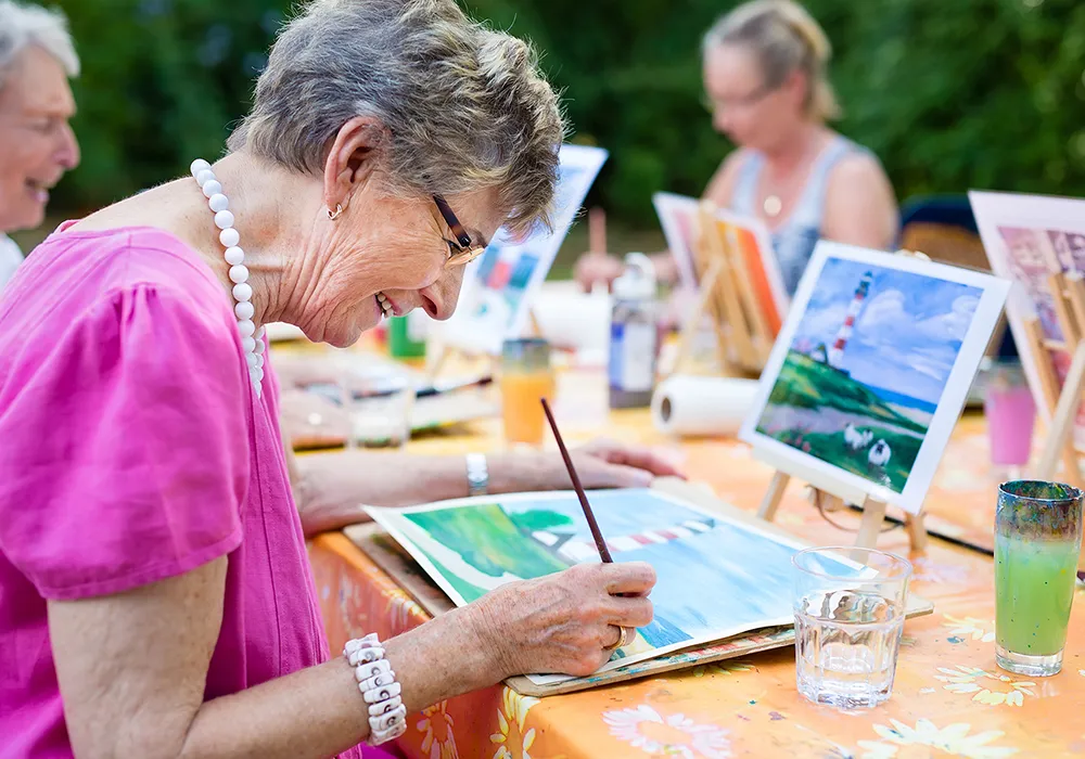 How Art Can Benefit Seniors in Retirement